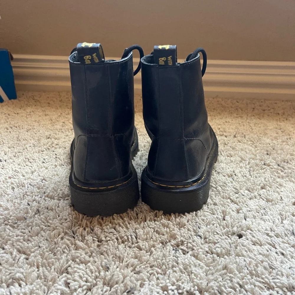 Doc Martins - Picture 3 of 4